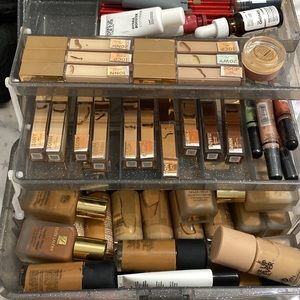 Makeup kit/ lot